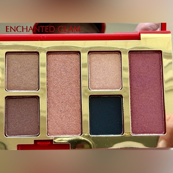 New Estée Lauder Holiday Beauty Blockbuster Cosmetic Set of 8 Eyeshadow, Lips - Picture 5 of 12